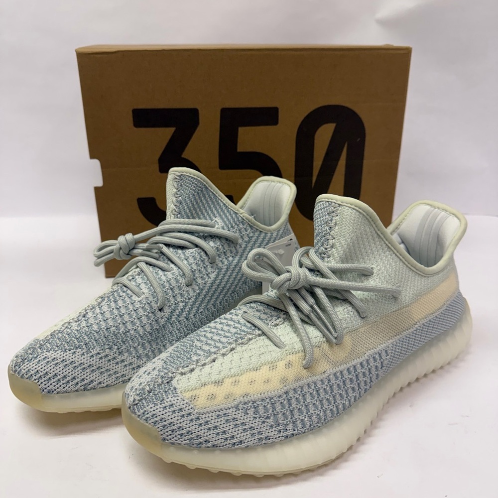 New blue clowth adidas Yeezy boost 350 v2 men’s size 10 shoes